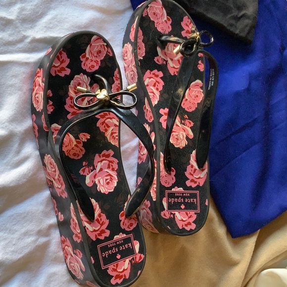 KATE SPADE ROSE SANDALS - Picture 1 of 3